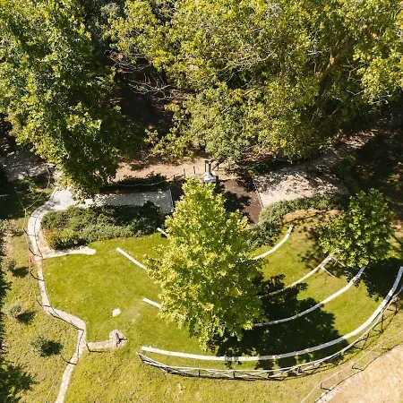 Nike Country Retreat - 8 *