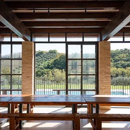 Nike Country Retreat - 8 *