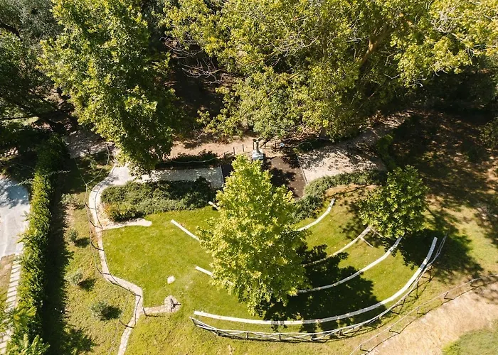 Nike Country Retreat - 8 *