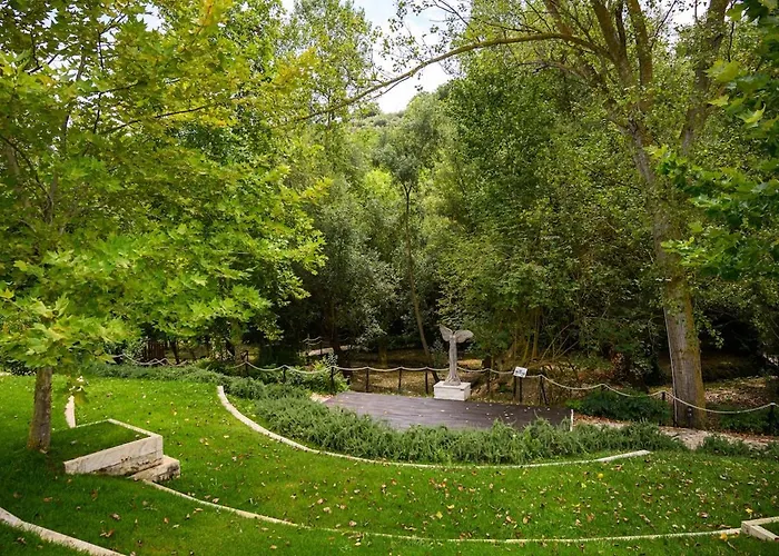 Nike Country Retreat - 8 *